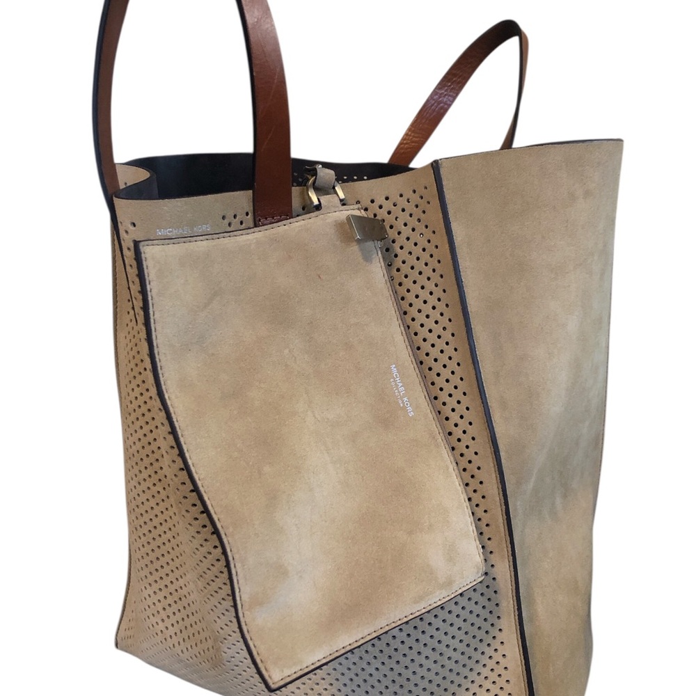 Michael Kors Perforated Tote in Tan and Brown Leather. Good/great condition. - Picture 6 of 16
